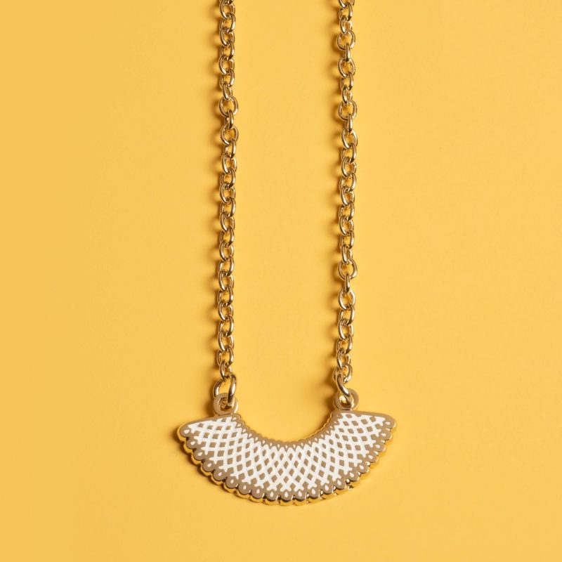 FavoriteCollarNecklaceGoldoncolor