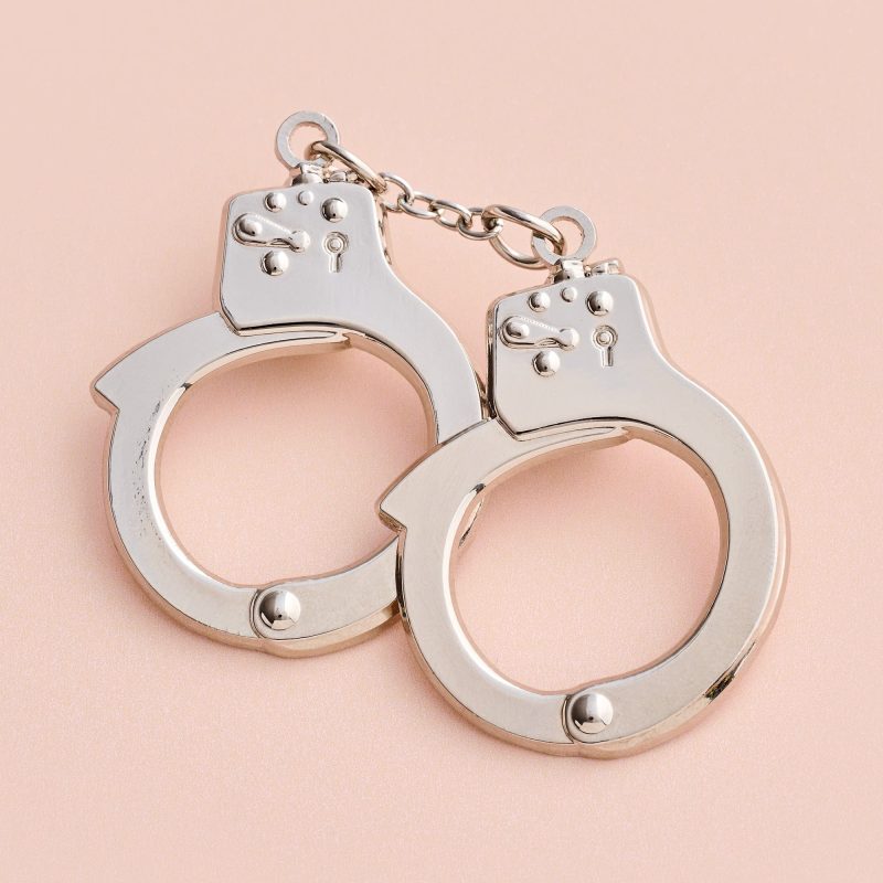 NewCuffs Mariana